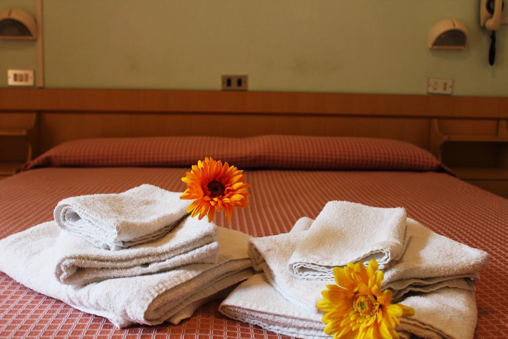 Hotel Lina 2*
